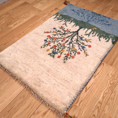 ペルシャ ギャッベ ザクロの木 美しい風景柄 90x60cm 厚み2.15cm