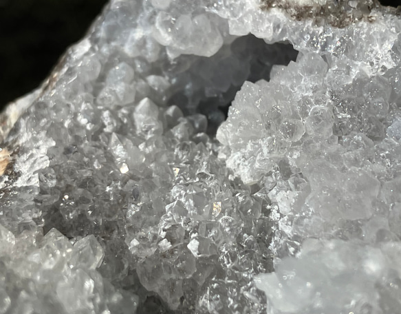 メキシコチワワ州産　蛍光ジオード　トランカスジオード　母岩つき水晶ジオードクラスター／墨西哥　荧光晶洞　 9枚目の画像