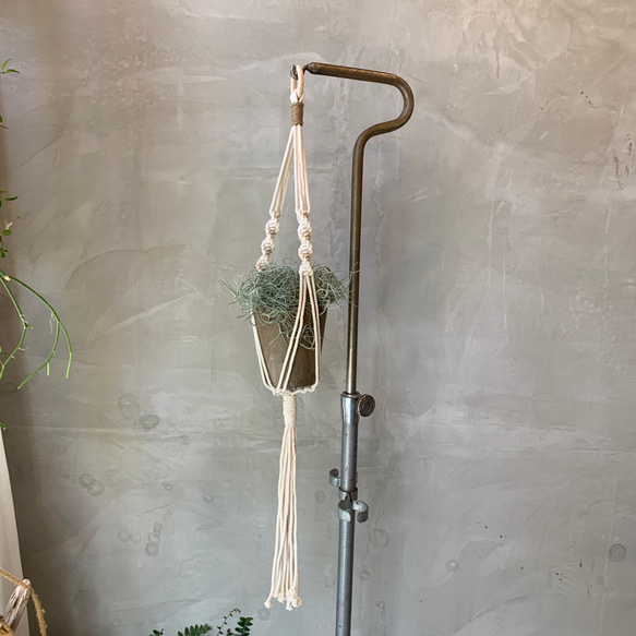 HANGING PLANTER マクラメ編みハンギングプランター 1枚目の画像