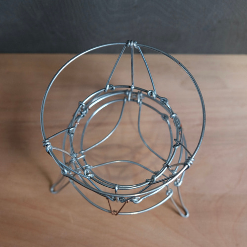 ワイヤープランタースタンド（テラコッタセット付き）01 一輪挿し