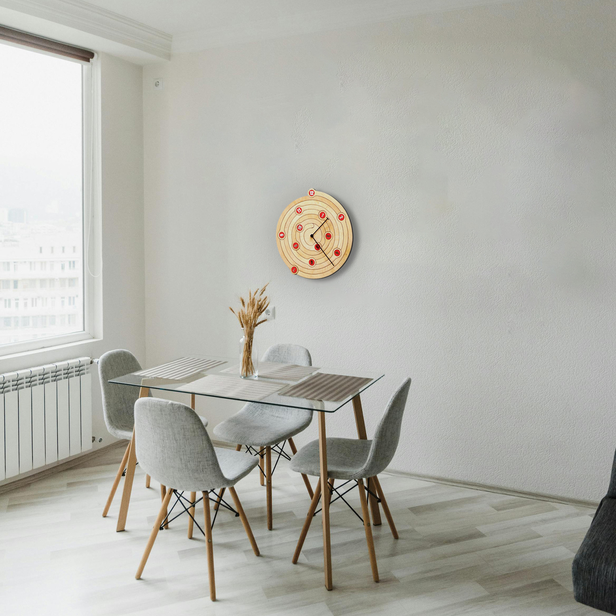 Spiral – バーチ合板で作られたユニークでモダンな掛け時計