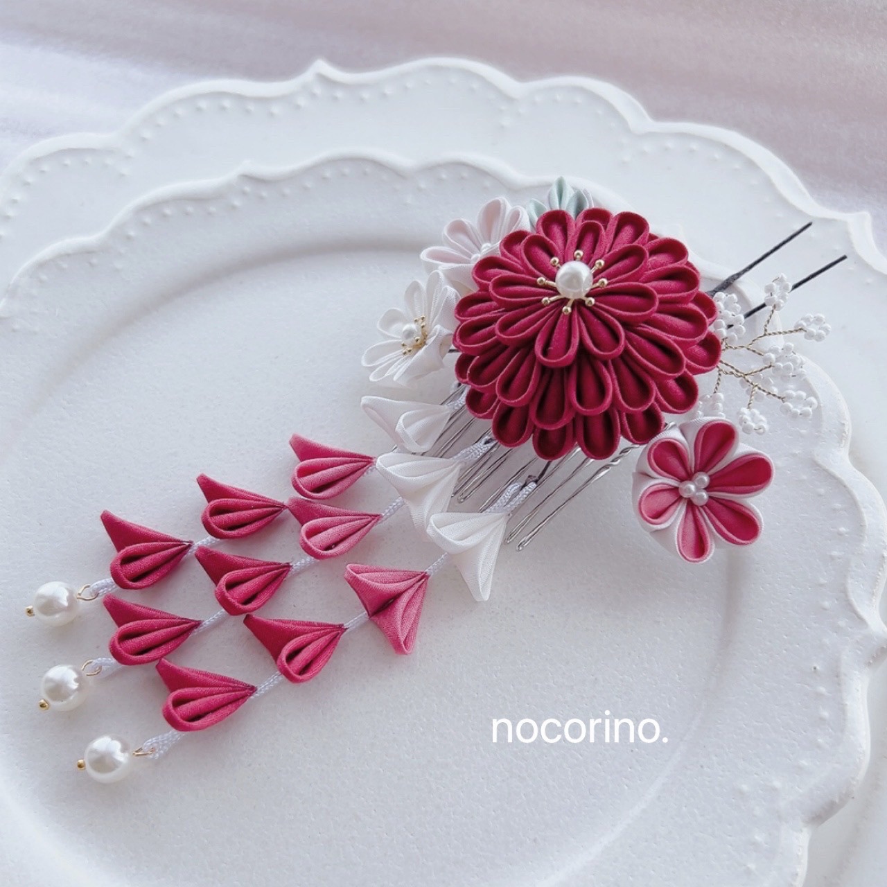 つまみ細工髪飾り　成人式　卒業式　七五三　和装ヘア