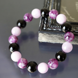 黒と紫のビーズブレスレット CoralTidaStoneヒカル | 12/13(土) 本日は悪天候のためお休みします