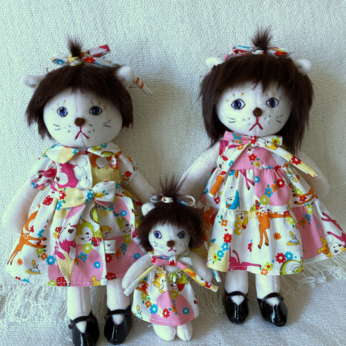 レトロなかつらを被ったねこちゃん ぬいぐるみ deg.doll 通販 15903814