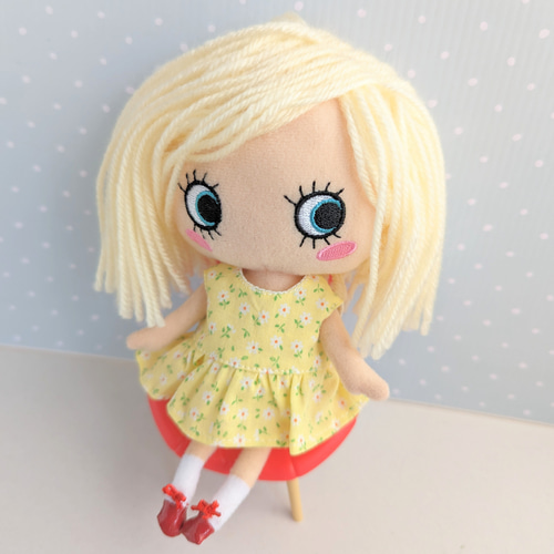 イーマリーちゃん※黄色の花柄ノースリーブワンピース ※イル