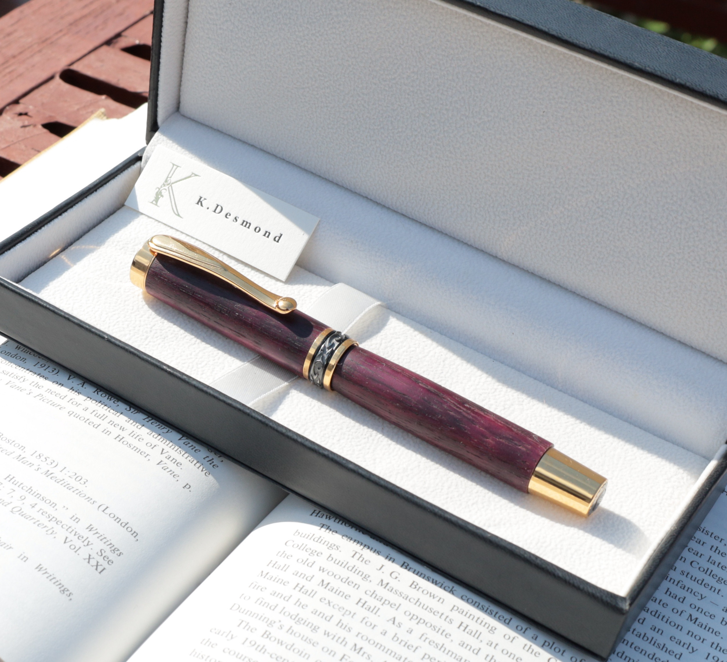 パープルハートのボールペン　「やさしい愛情・誠実・変わらぬ愛」MCS1041