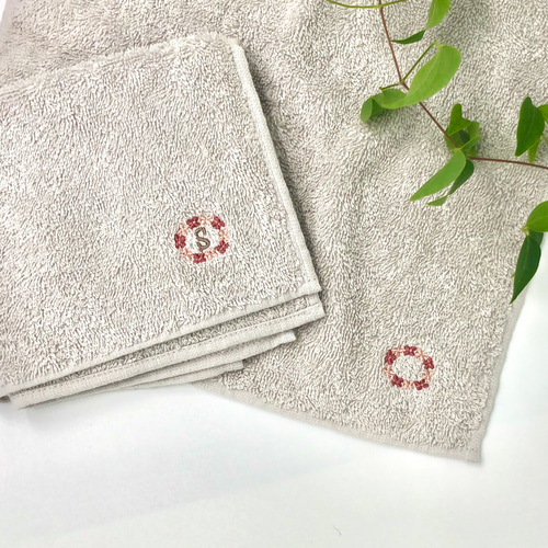 オーガニックコットン花刺繍ハンカチ【イニシャル・数字】タオル