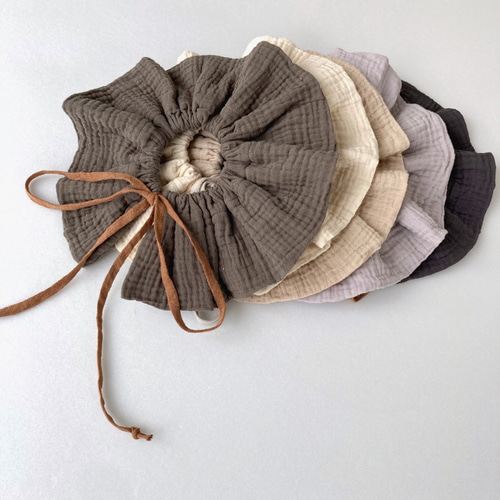 new color 【ruffled collar ribbon bib 】スタイ フリル ガーゼ