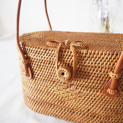 特集掲載・即納可能【バリ島の職人技☆アタ】カゴバック・オブロング