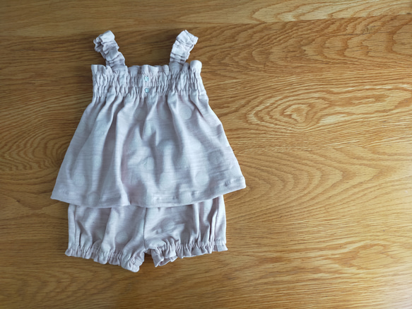 子供服　小さな女の子のルームウェア　セットアップ　　キャミソール　かぼちゃパンツ　 9枚目の画像