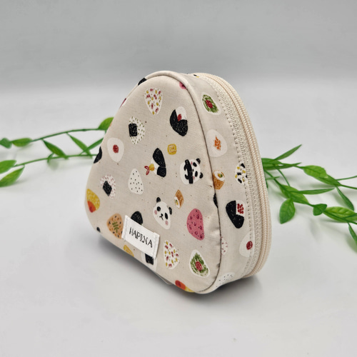 1個用 おにぎりポーチ パンダおむすび柄 生成 保温保冷 おにぎりケース