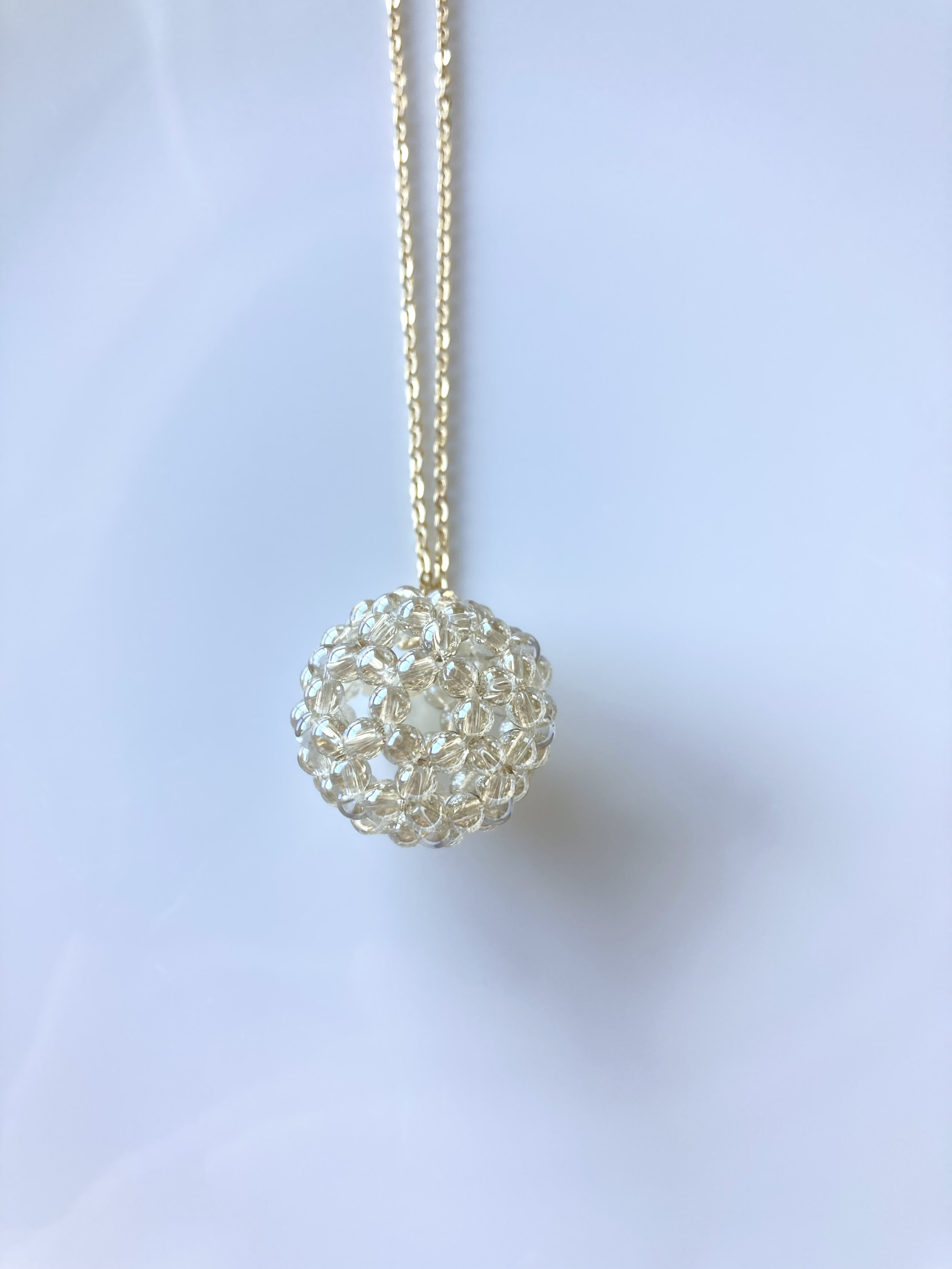 フラーレンのネックレス（40cm/45cm） シャンパンオーラクリスタル