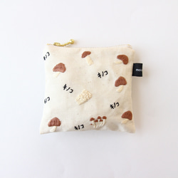 bonbon♡ ウエイト枠 刺繍イニシャルポーチ♡ イニシャルポーチ❤︎ | irodorikoubouumui's STORE