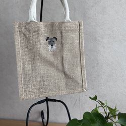 ジュートバック 刺繍 B5 クロスステッチ（だるまさん） トートバッグ