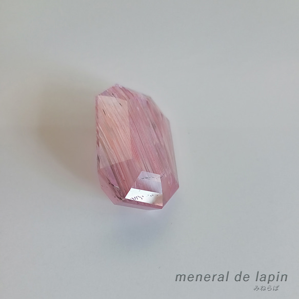 ルチルクンツァイト　ルース　25.2カラット 