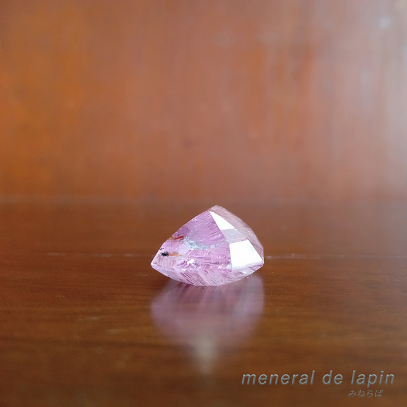 ルチルクンツァイト　ルース　25.2カラット 