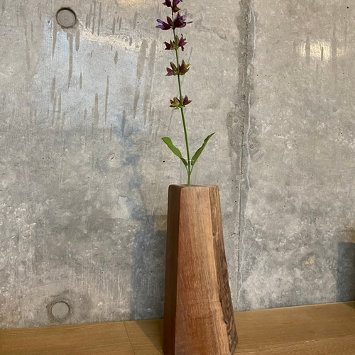flowervase#3＿ミズナラの端材から生まれた一輪挿し 一輪挿し・花瓶