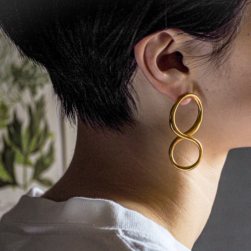 twist pierce／8の字ピアス（片耳）／silver925 《送料無料》 ピアス