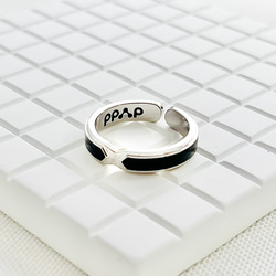 黑騎士琺瑯925純銀戒指2.0 中性配戴 時尚升級輕珠寶設計 第3張的照片