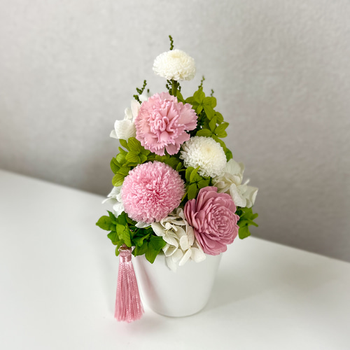 仏花　プリザーブドフラワーアレンジ　クリアケース入り　お供え花　ピンポンマム Amazon｜花由 お供え 仏花 プリザーブドフラワー クリアドーム