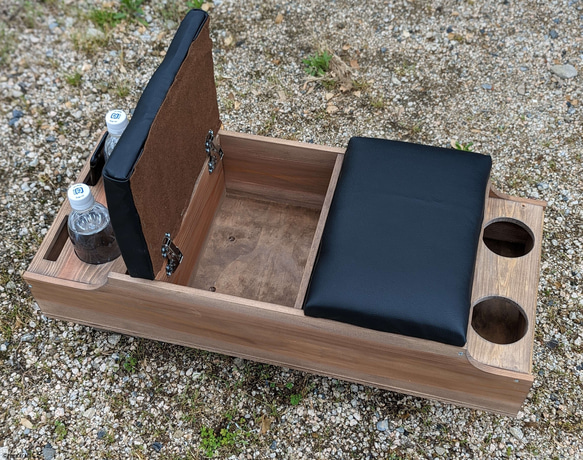 ハイエース　センターコンソールボックス アンティークブラウン　ナロー/標準ボディ用　 ヒノキ＆杉製 ドリンクホルダー4個 4枚目の画像