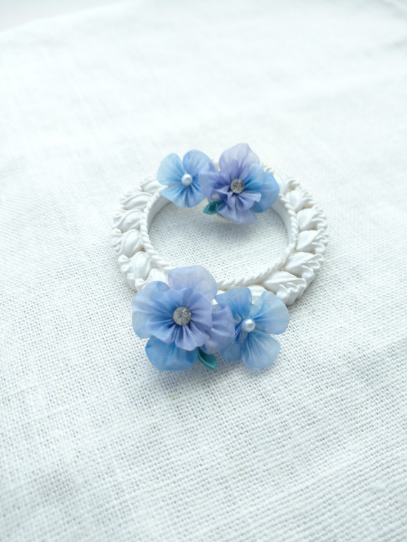 紫陽花ピアス・紫陽花イヤリング /透きとおるアジサイアクセサリー/透け感/再販まつり2024/浴衣/イヤーカフ/青紫 4枚目の画像