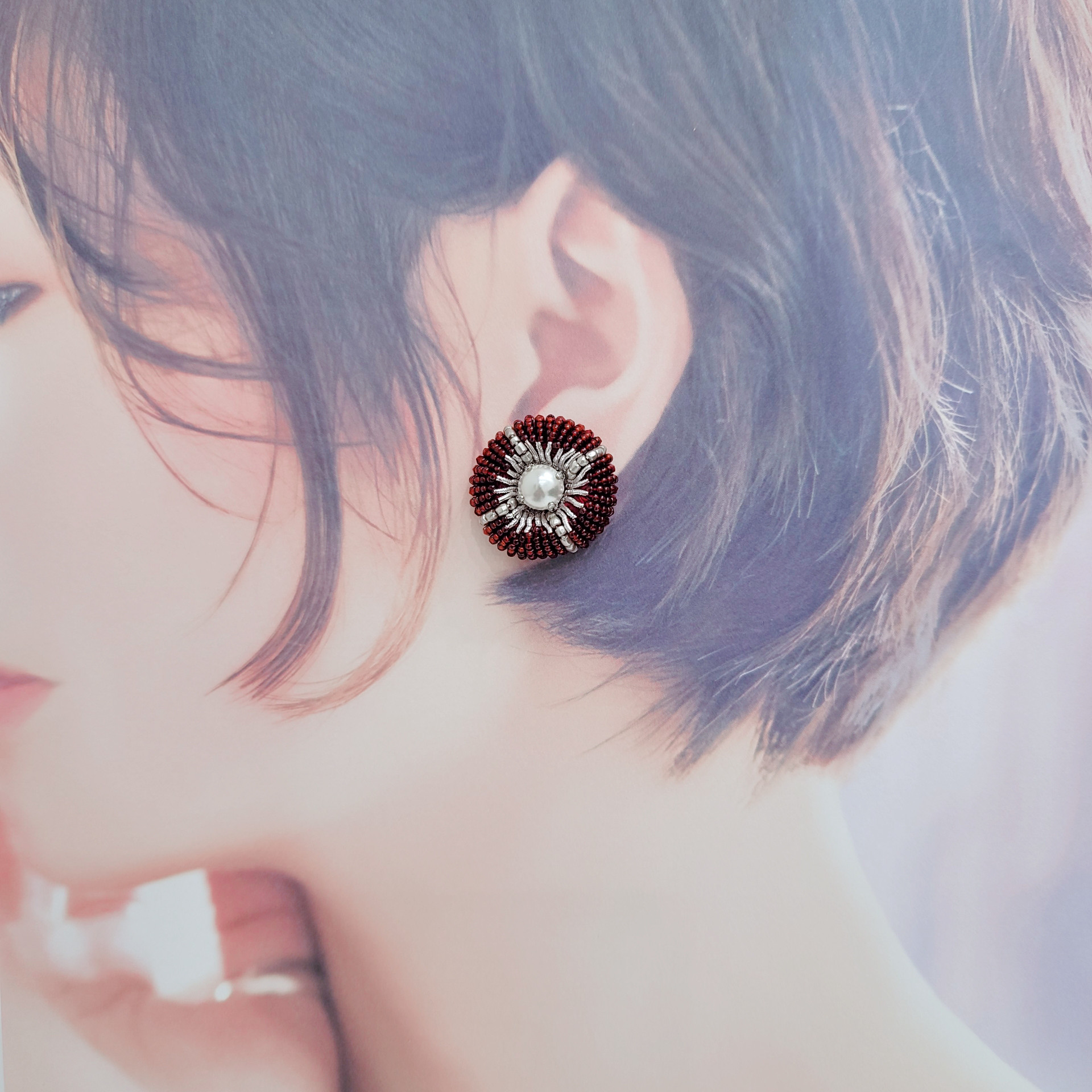 【pierce/earring】クールな丸ピアス/イヤリング[ワインレッド][オートクチュール刺繍]