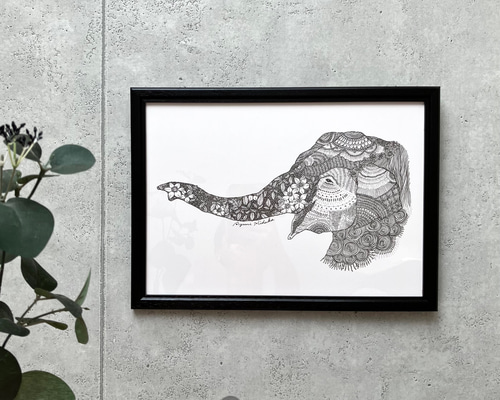 モノクロ象のフォトフレーム