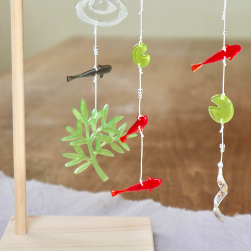 ハンドメイドモビール☺︎ ☁︎金魚の池☁︎ 【SOLD】 ハンドメイドモビール☺︎ ☁︎金魚の池☁︎ 【SOLD