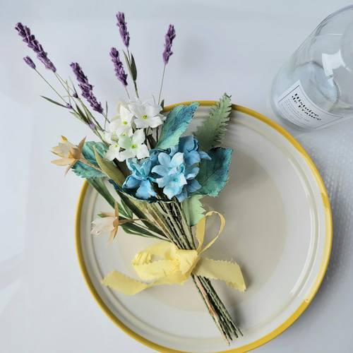 ラベンダーとアジサイとベルフラワーのスワッグ、ブーケ 正絹布花  