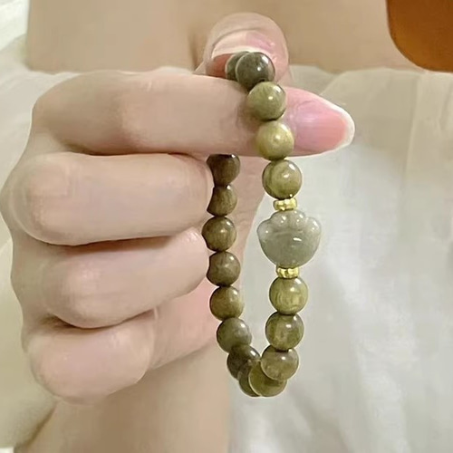 ★展★グリーン＆ホワイトガーデン貔貅×3種の香木ブレスレット❀沈香、白檀、緑檀❀ ☆展☆グリーン＆ホワイトガーデン貔貅×3種の香木ブレスレット