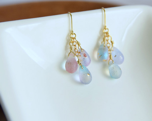 チェコガラスビーズ3粒ピアス、イヤリング ミックスカラー ピアス