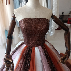 送料無料！ ブラウン　茶色　輝きな光彩を放つ キラキラチュールカラードレス 可愛い 編み上げ プリンセスドレスオーバード 6枚目の画像