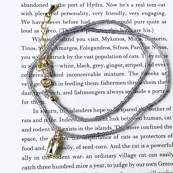 法式串珠和復古寶石項鍊紫羅蘭 第2張的照片