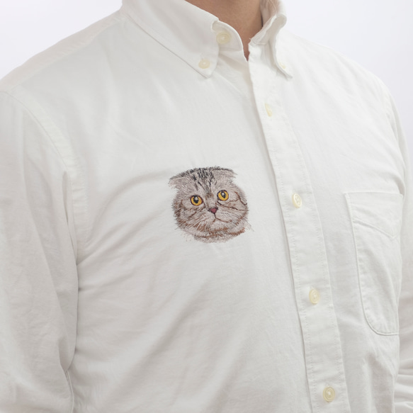 スコティッシュフォールド刺繍 on 無印良品定番シャツ｜猫シャツ・ネコシャツ・ねこシャツ 4枚目の画像