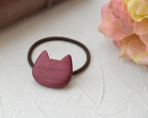 ハートとネコ ヘアゴム ハンドメイド 木はり絵ヘアゴム「ハートネコ」 - 木製切り絵アート・木はり絵