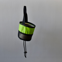 カップホルダー ドリンクホルダー 吊り下げ メッシュ 防水 コンパクト ベビーカー 車椅子 ペットカート 8枚目の画像