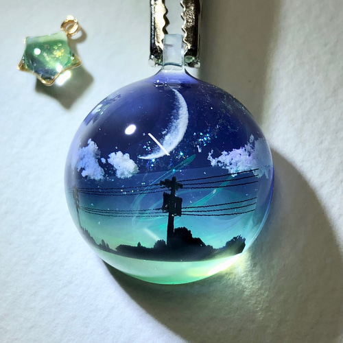 情景レジン-星降る夜 キーホルダー 夏/透明感/プレゼント/雲