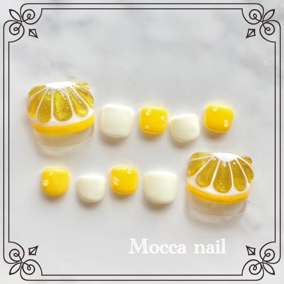 【145】レモン ぷっくりマグネット フットネイルチップ 1枚目の画像