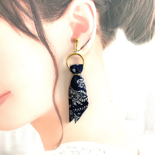 人気❤︎再販】大人 ペイズリー バンダナ タッセル ゴールド ピアス