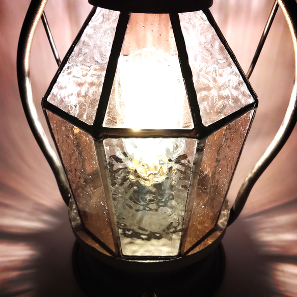ステンドグラスランプ・魔女の瞳/桜のソーダ　アンティーク調・魔法のテーブルライト　LEDライト/LEDランタン 4枚目の画像