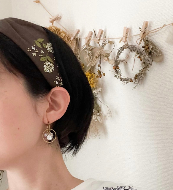 【カスタムオーダー】紫陽花の刺繍ヘアターバン(ヘアバンド)/ハーフリネン 2枚目の画像