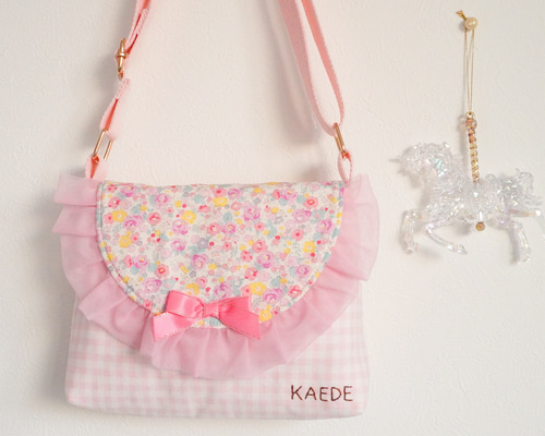 Amazon｜J-pinno キュート カートゥーン フルシーツセット 子供用 綿100％ フラットシーツ + フィットシーツ + 2点の枕カバー  床敷きセット フル ブルー sheetFullshark｜キッズ・ジュニア用寝具 オンライン通販 J-pinno パープル 小さな花 綿100% カートゥーン  幼児用 ... J-pinno パープル 小さな花 綿100% カートゥーン 幼児用シーツセット キッズ 男の子 女の子 フラットシーツ ボックスシ