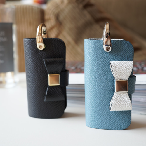 ドイツ型押しワープロラックスのコンパクトリボンキーケース スマート