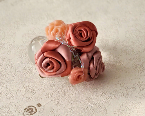コサージュ ブローチ 薔薇 ローズリボン 巻きバラ プレゼント 卒入学