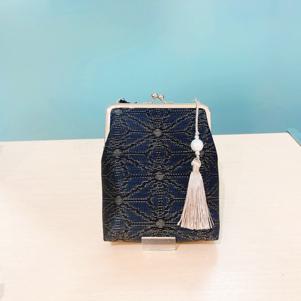 がまぐちキモノショルダー　大島紬　麻の葉柄　着物リメイク