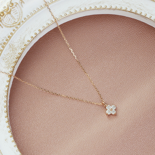 4枚花びらのダイヤモンド0.132ct K10ピンクゴールドネックレス 4枚花びらのダイヤモンド0.132ct K10ピンクゴールドネックレス
