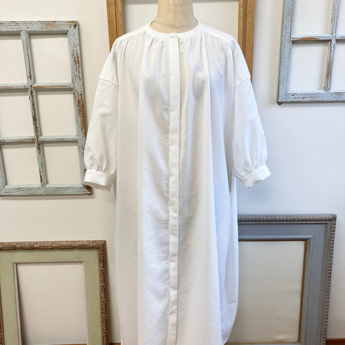 セール価格☆大人ワンピ❤️ギャザー入り七分袖シャツワンピース 白 