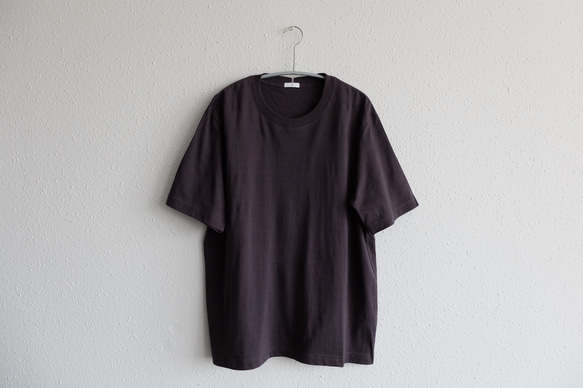 【再入荷】yohaku SUVIN GOLD 半袖Tシャツ｜チャコール｜ユニセックス3サイズ 1枚目の画像
