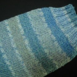 手編みの靴下　コットンと竹繊維を含んだ糸で編んだ靴下（男性用 b） 5枚目の画像